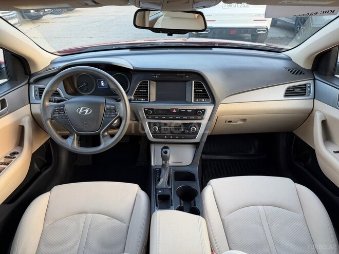 Hyundai Sonata-8