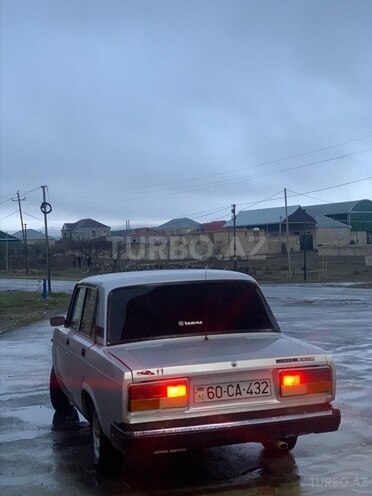 LADA (VAZ) 2107-15