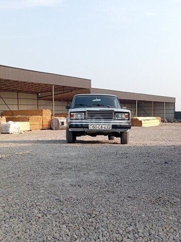 LADA (VAZ) 2107-2