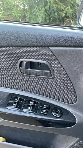 Kia Rio-12