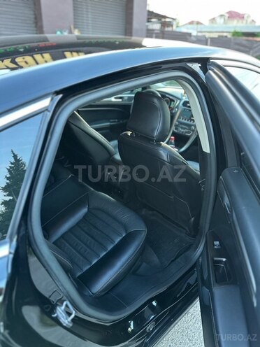 Ford Fusion (North America)-8