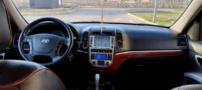 Hyundai Santa Fe-8