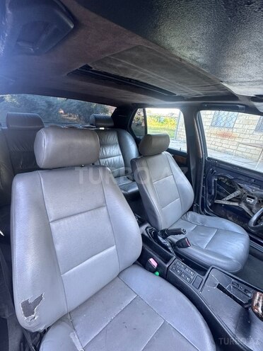 BMW 740-3
