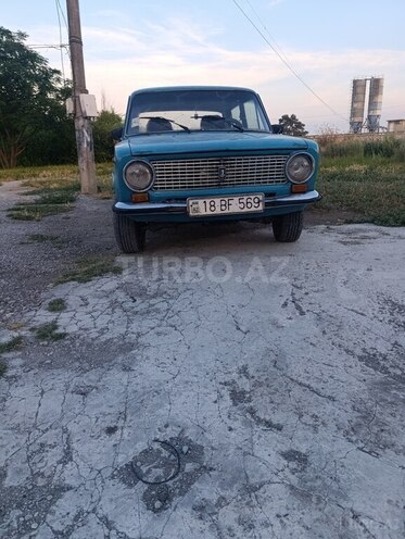 LADA (VAZ) 21011-1
