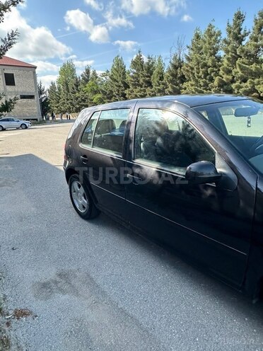 Volkswagen Golf-14