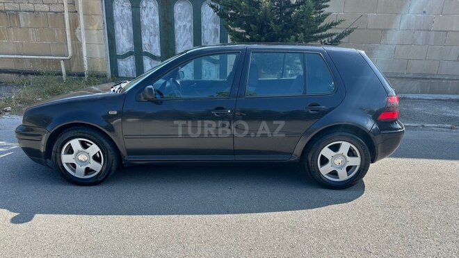 Volkswagen Golf-5