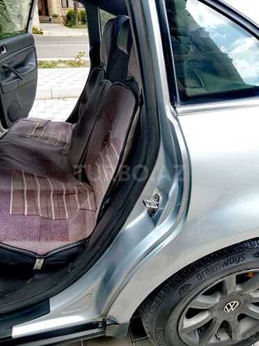 Volkswagen Passat-14