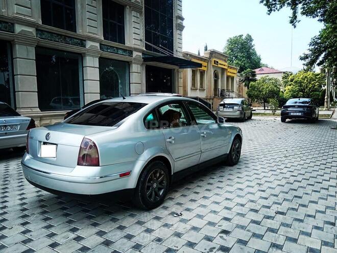 Volkswagen Passat-5