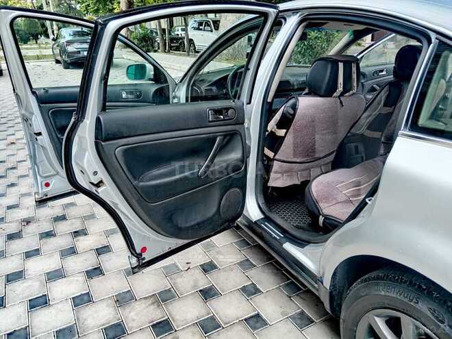 Volkswagen Passat-13