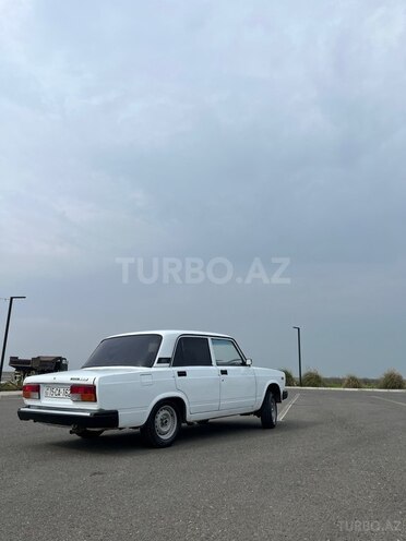 LADA (VAZ) 2107-8