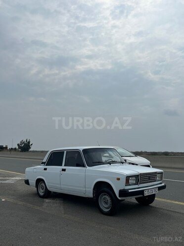 LADA (VAZ) 2107-5