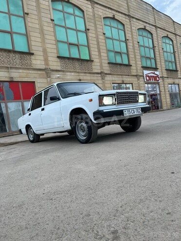 LADA (VAZ) 2107-17