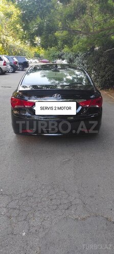 Hyundai Sonata-2