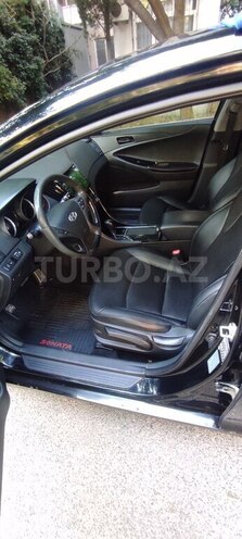 Hyundai Sonata-10
