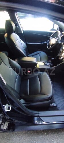 Hyundai Sonata-13