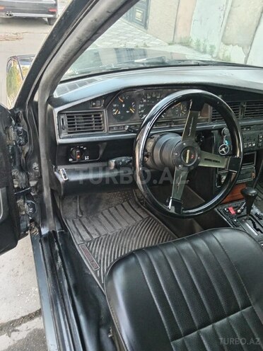 Mercedes 190-6