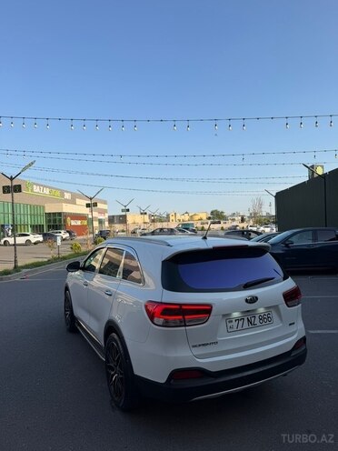Kia Sorento-6