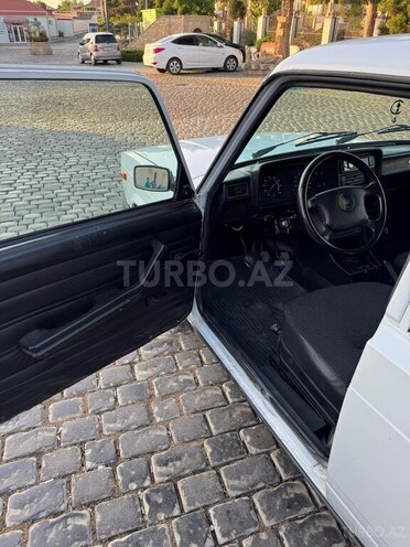 LADA (VAZ) 2107-5