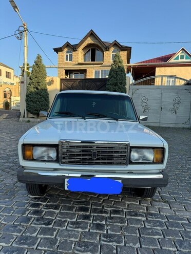 LADA (VAZ) 2107-1