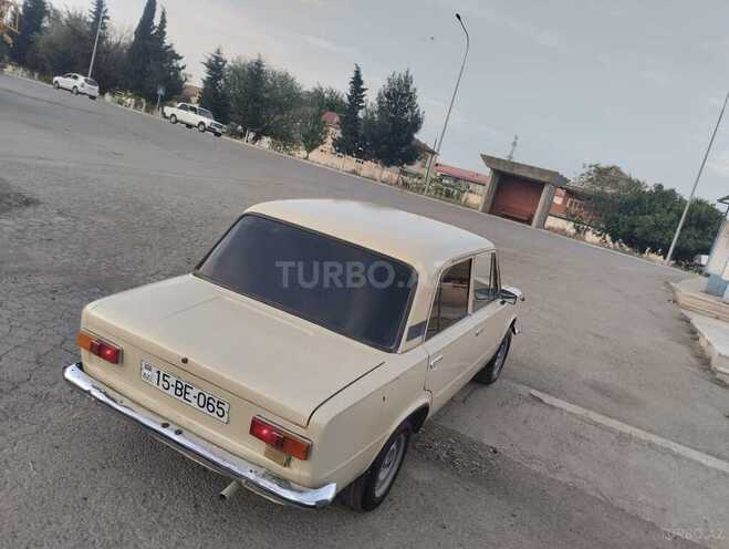 LADA (VAZ) 21011-14