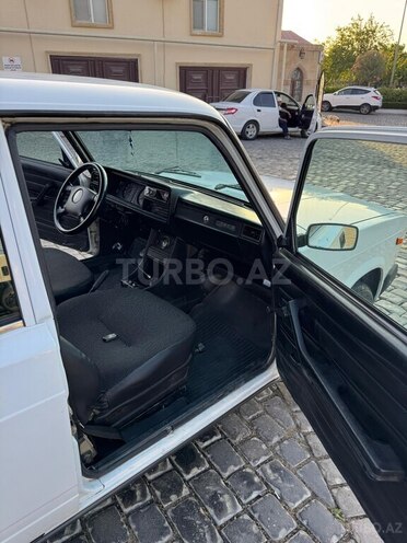 LADA (VAZ) 2107-17