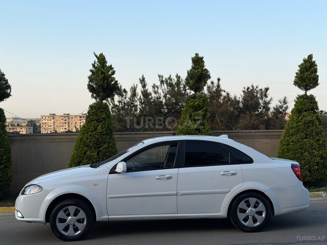 Daewoo Gentra-5