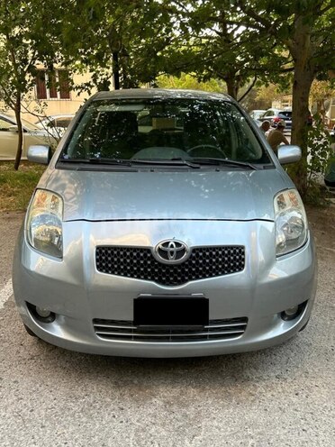 Toyota Yaris-1
