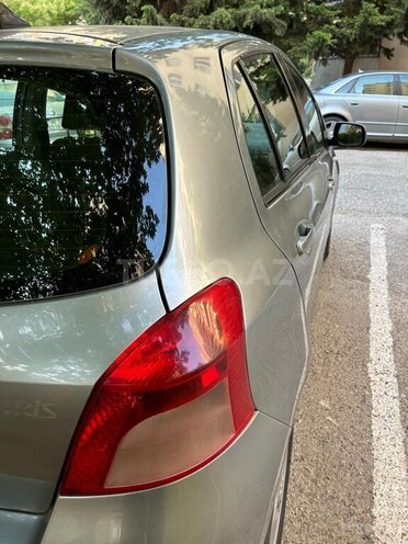 Toyota Yaris-5