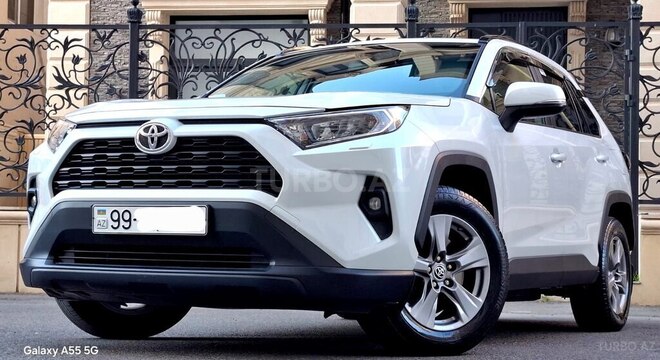 Toyota RAV4-1