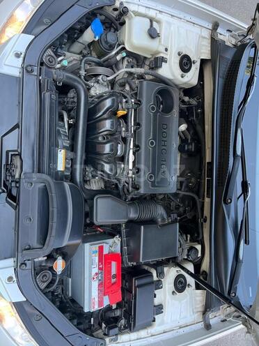 Hyundai Sonata-8