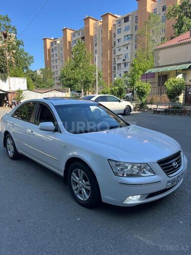 Hyundai Sonata-2