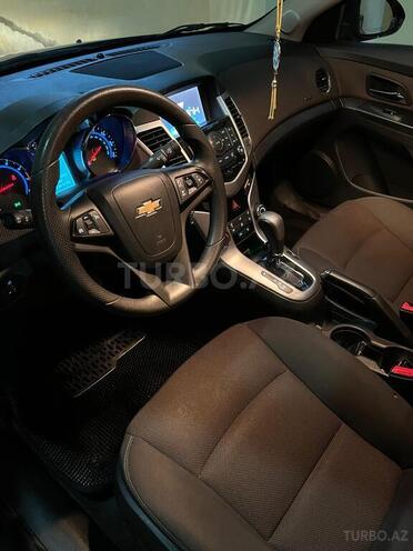 Chevrolet Cruze-9