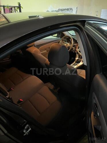Chevrolet Cruze-10