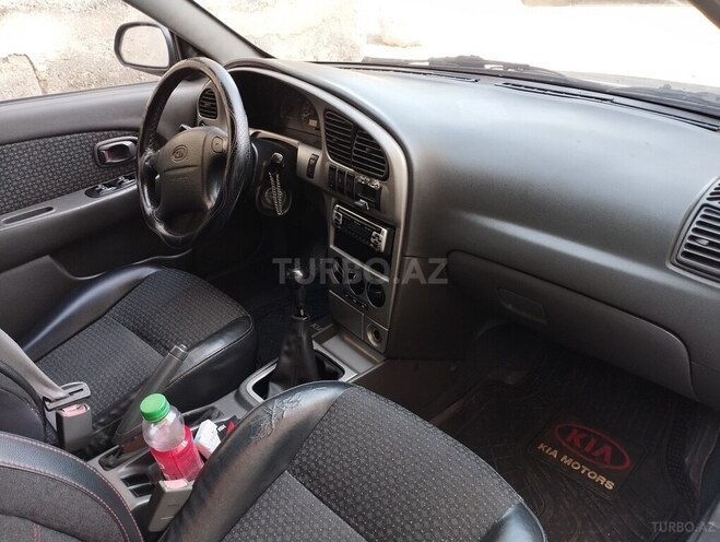Kia Shuma-8