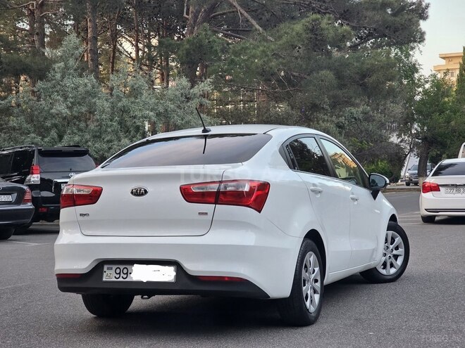 Kia Rio-3