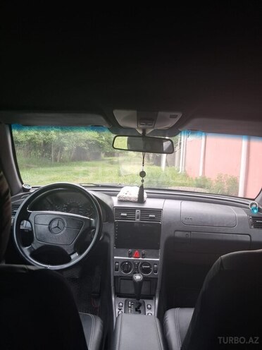 Mercedes C 200-3