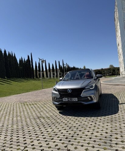Changan CS 85-1