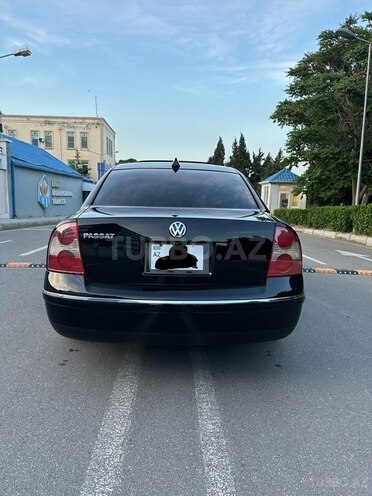 Volkswagen Passat-5