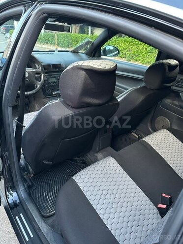 Volkswagen Passat-9