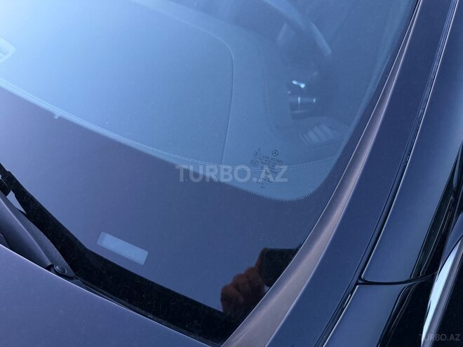 Mercedes E 220 d-9