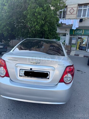 Chevrolet Aveo-2