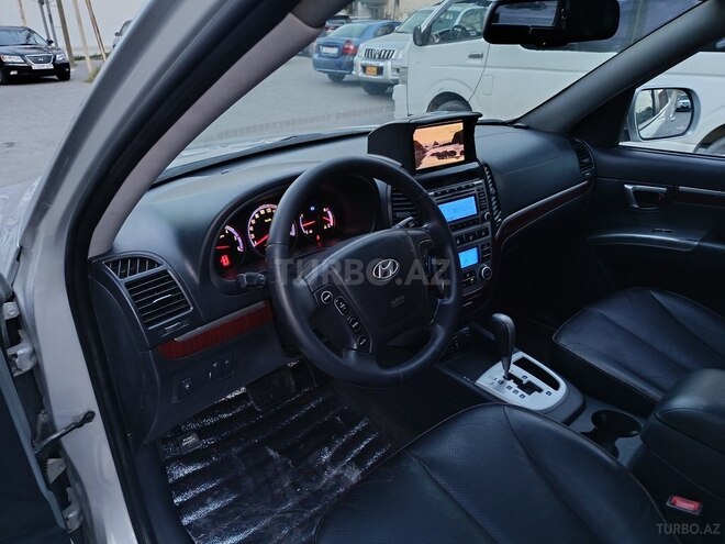 Hyundai Santa Fe-11