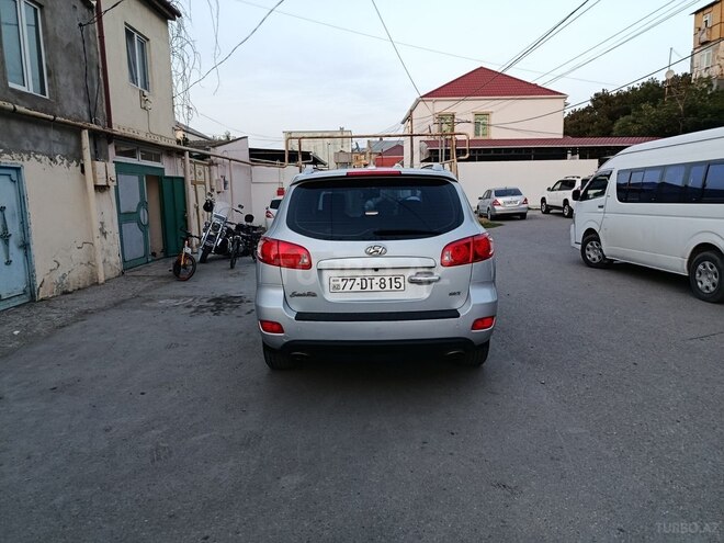Hyundai Santa Fe-3