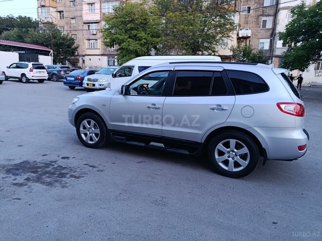 Hyundai Santa Fe-6