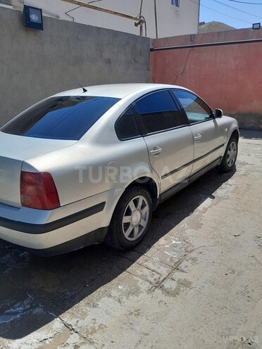 Volkswagen Passat-6