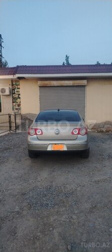 Volkswagen Passat-6