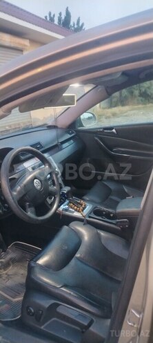 Volkswagen Passat-12