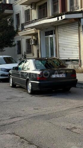 Mercedes C 200-3