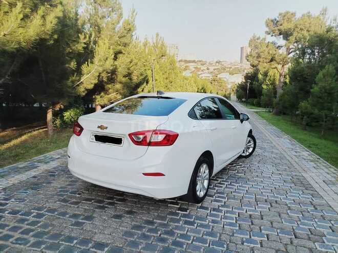 Chevrolet Cruze-10
