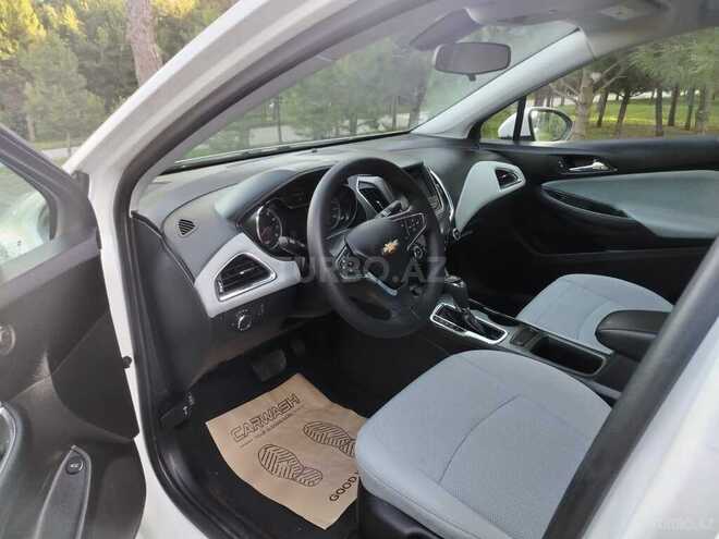 Chevrolet Cruze-8
